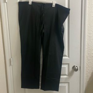 Two pairs of scrub bottomed xtra large